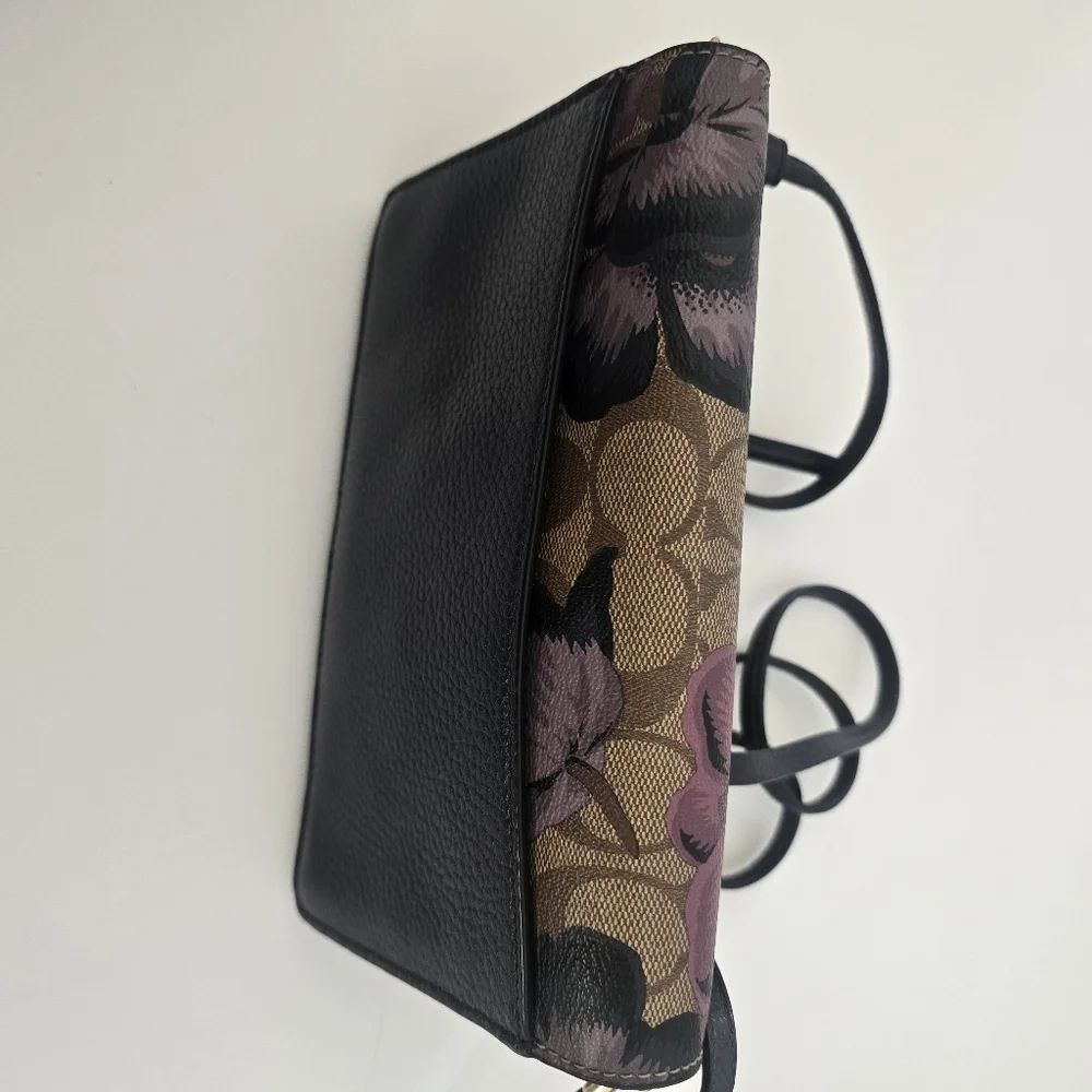 Coach Anna Foldover Crossbody Clutch Signature Kaffee Fassett Floral Print - Picture 4 of 4
